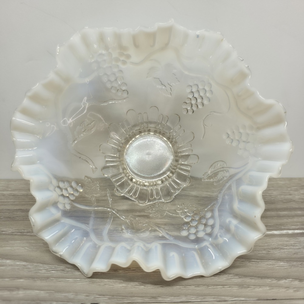 Vintage Northwood Glass White Opalescent Grapes Bowl -‎ Single Foot